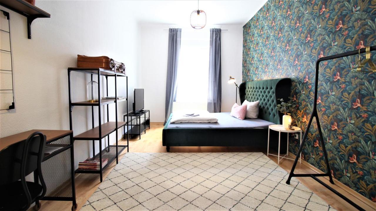Homie Stay Schiestlstrasse - Moderne Altbauapartments, Nahe Stadtzentrum & Weinberge เวิร์ซบวร์ก ภายนอก รูปภาพ