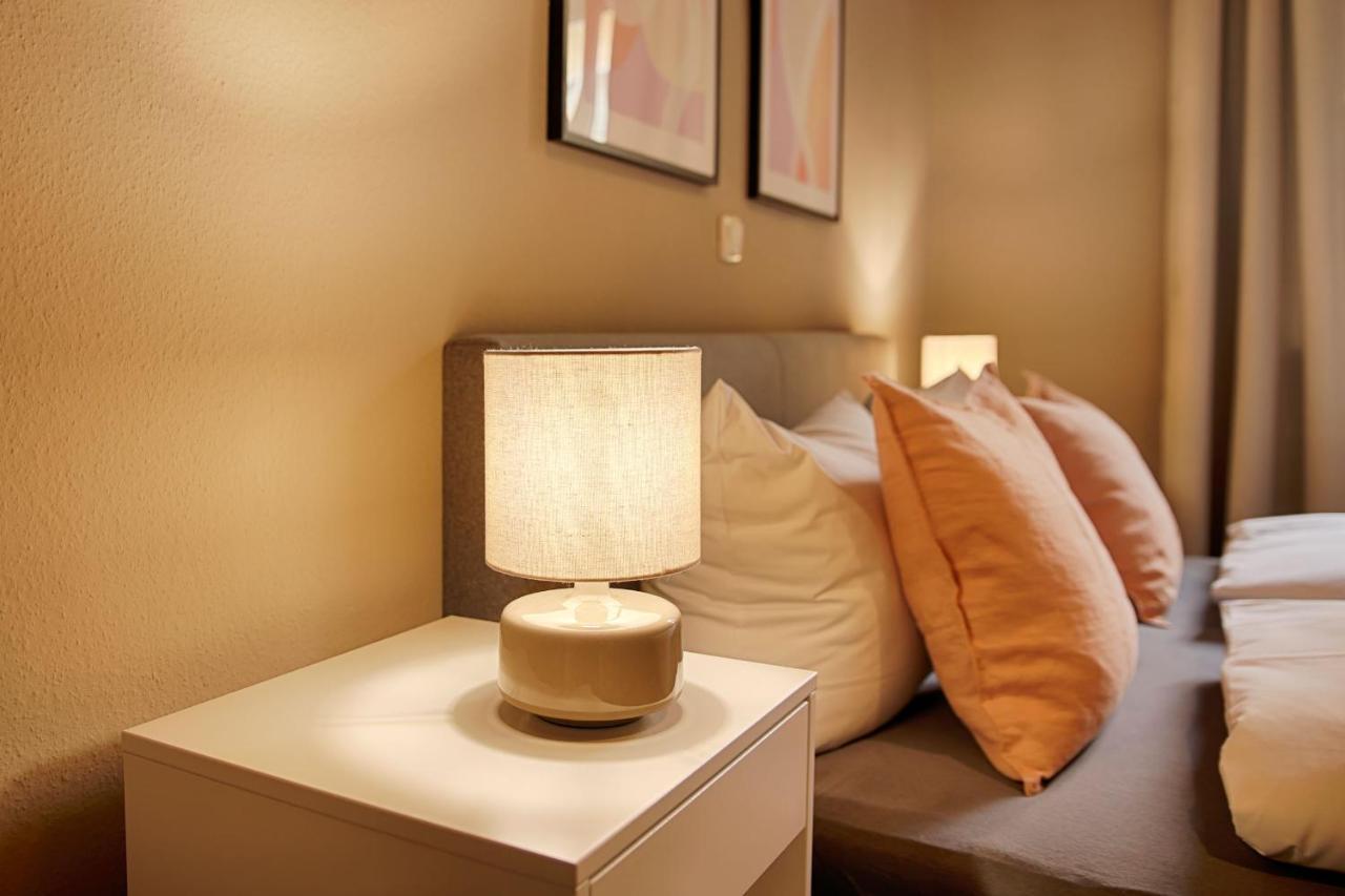 Homie Stay Schiestlstrasse - Moderne Altbauapartments, Nahe Stadtzentrum & Weinberge เวิร์ซบวร์ก ภายนอก รูปภาพ